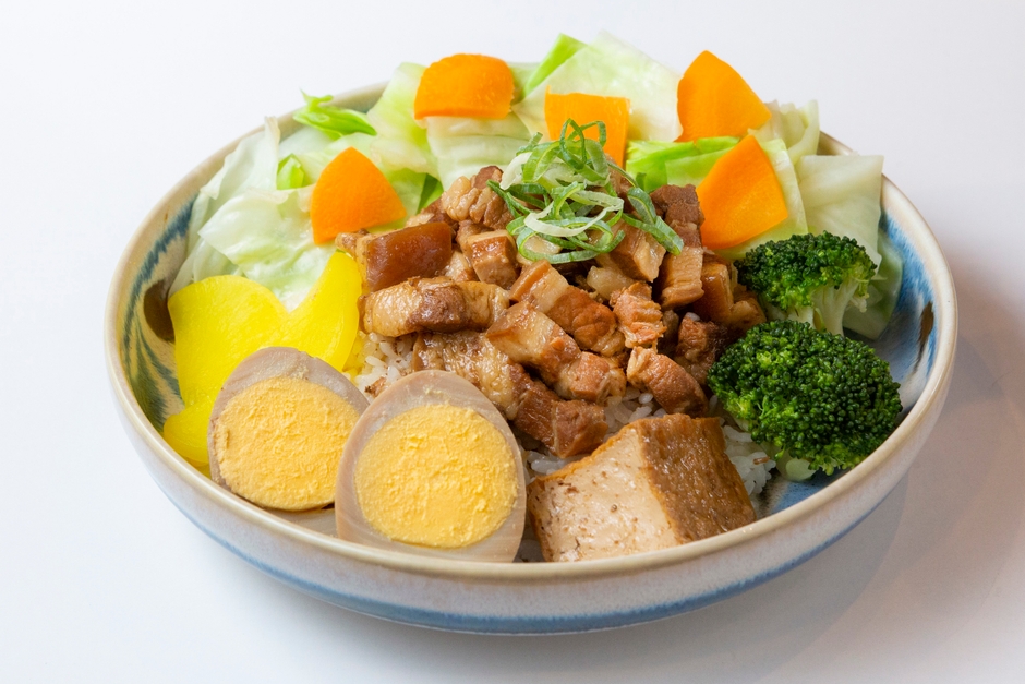 <良得小吃店>魯肉飯(ルーローハン)