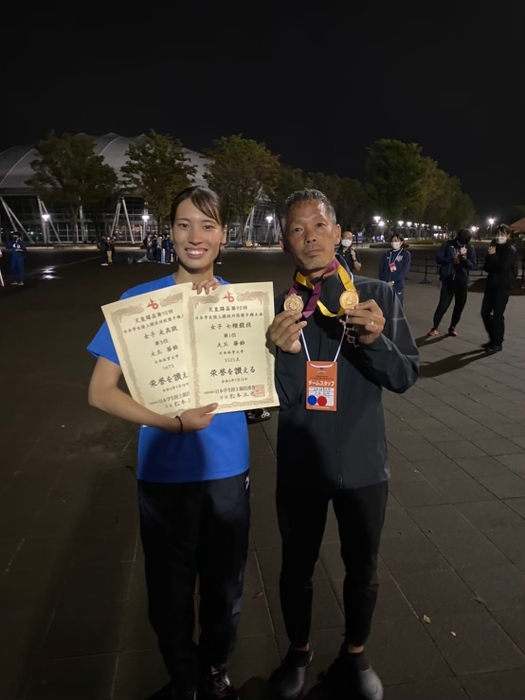 大玉 華鈴選手と大井 和也コーチ