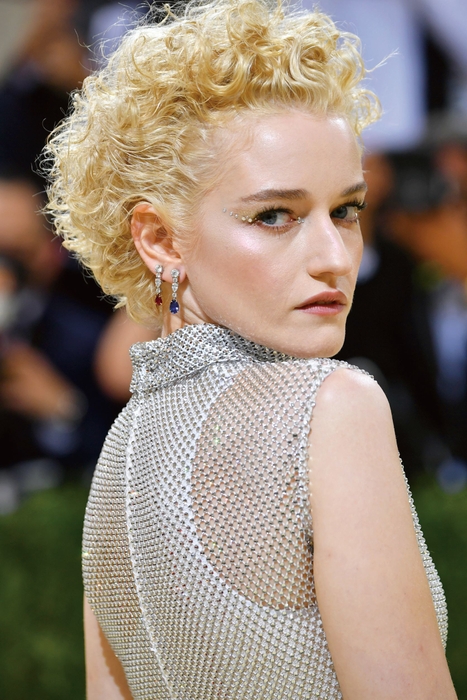 Julia Garner：Jeff Kravitz / Contributor