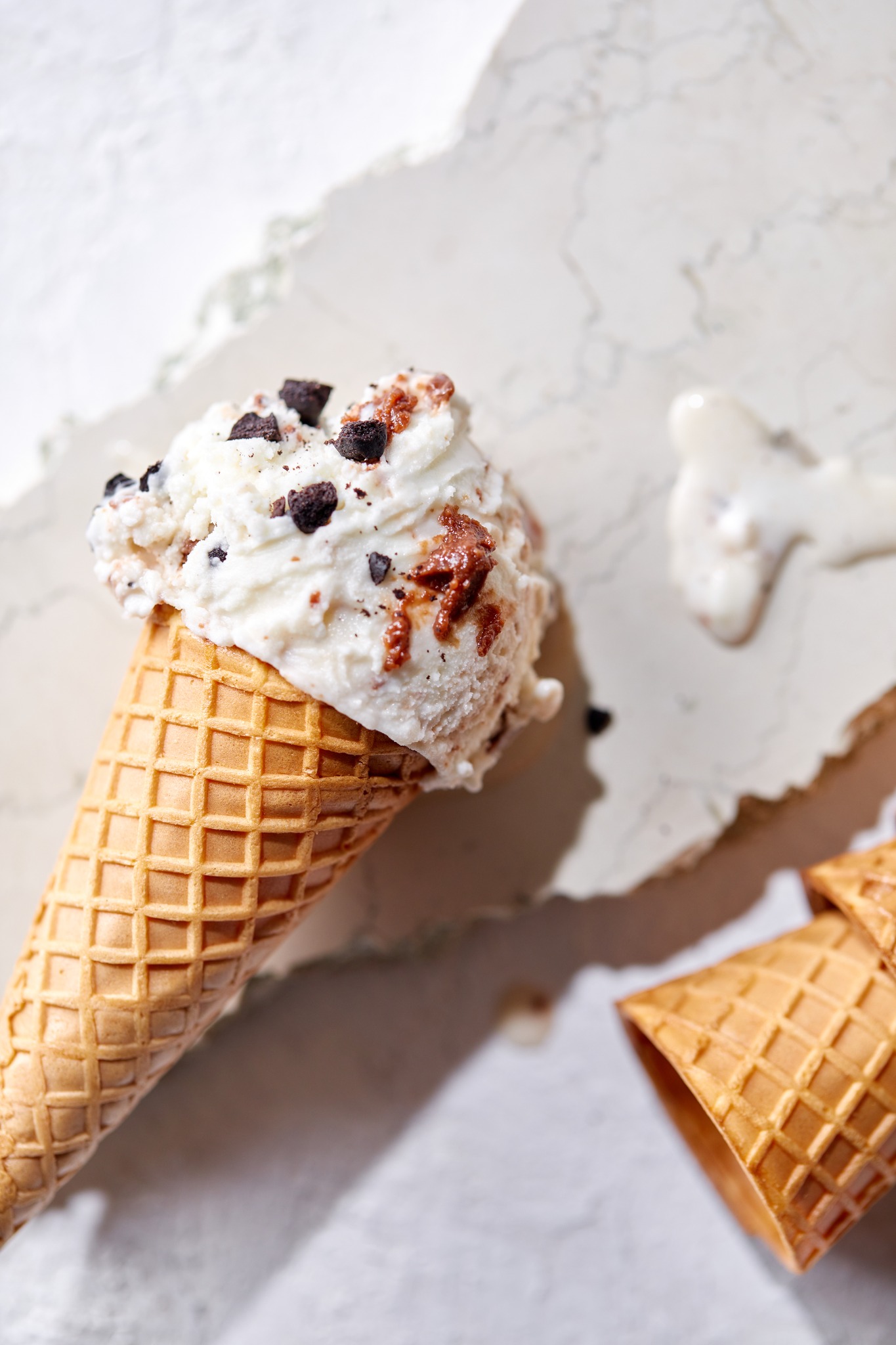 プロテイン10ｇを配合した満足感の高いアイスクリームを発売開始。