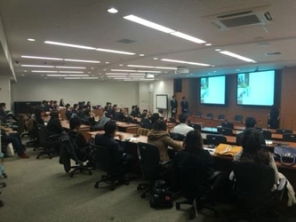 カナダ留学帰国報告会　開催　保護者の参加やカナダのホストファミリーと中継も！