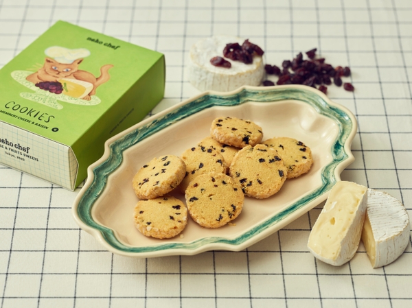 クッキー(カマンベール&レーズン)