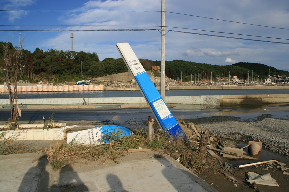 津波・避難サイン 南三陸町・志津川(東日本大震災時)※パネル使用写真
