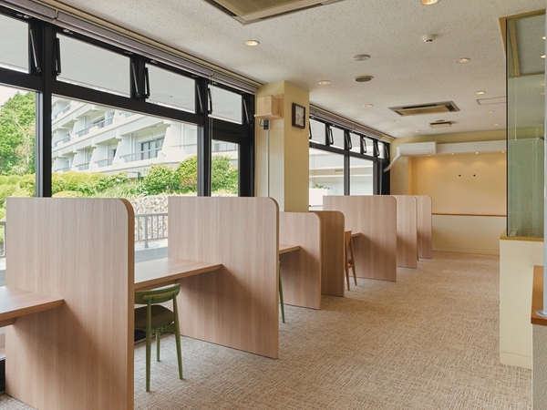 ＜コワーキングスペース＞