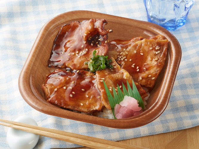 炭火焼き豚丼（北海道産豚使用）商品画像（画像はイメージです。）