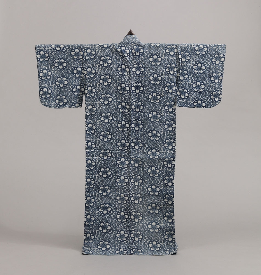 白木綿地梅花模様浴衣(個人蔵)【前期】