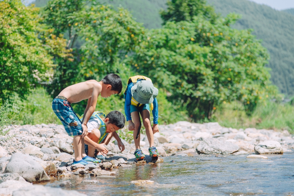 川遊び