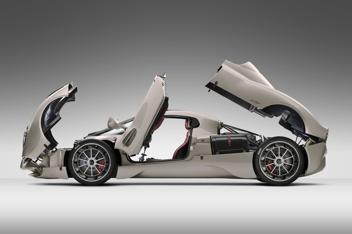 Pagani Utopia(9)