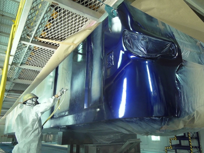 塗装中の20000系