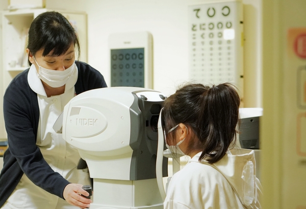 眼の検査体験や啓発も