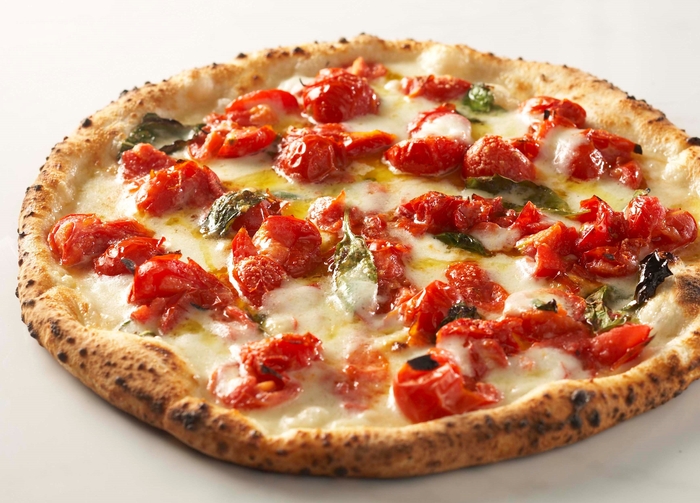 世界最高峰の祭典「PIZZA FEST」最優秀賞受賞ピッツァ“D.O.C ~ドック~”