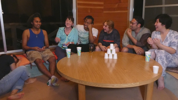 流行りの人狼ゲームで盛り上がり