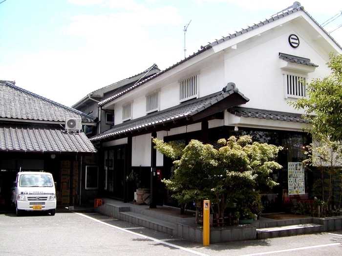 二反田醤油店 社屋