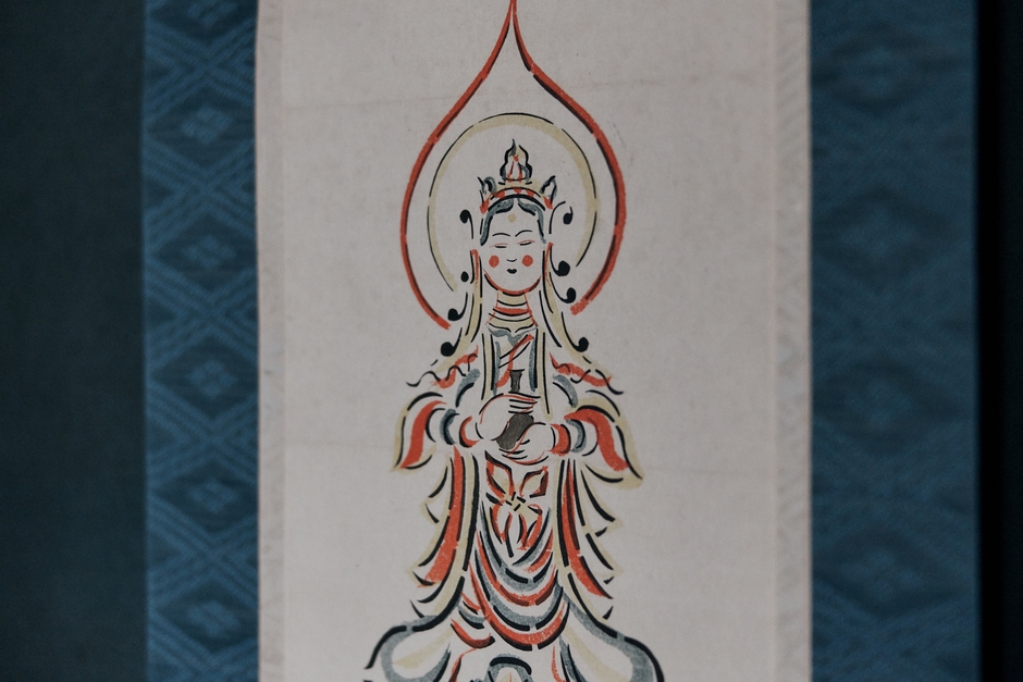 芹沢(金圭)介「観世音菩薩」(Photo by Nik van der Giesen))