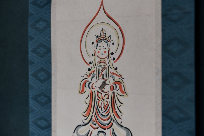 芹沢(金圭)介「観世音菩薩」(Photo by Nik van der Giesen))