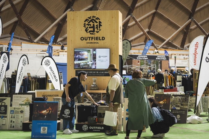 両手にいっぱい買い物できます