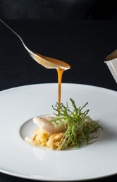 旬の味わいを生かしたお料理の数々をお楽しみください