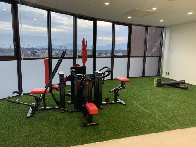 「フィットネス&コミュニティ コレカラダ」内観