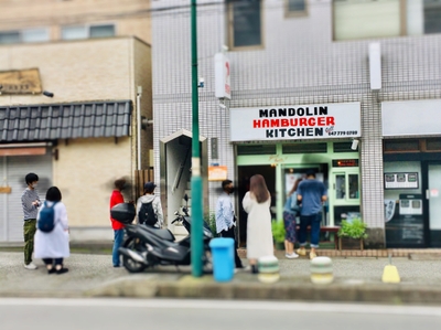 ランチ時には早くも行列も