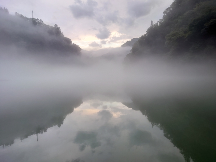 只見川の川霧(2)