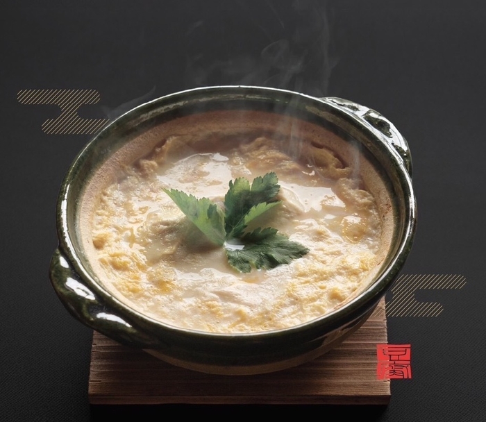 「一休庵 柏葉」名物の湯葉丼