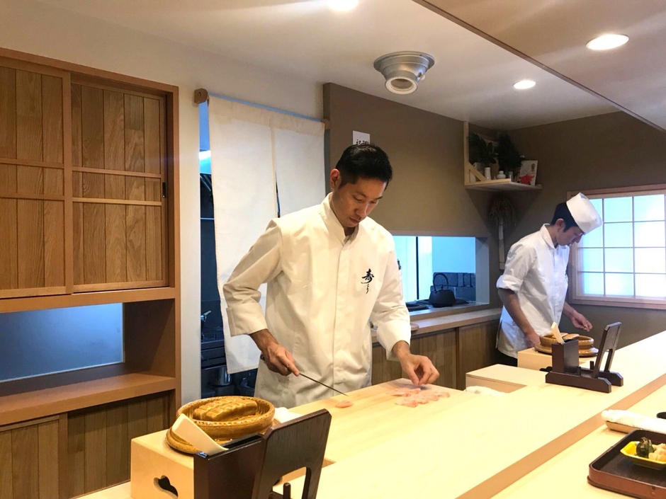 日本料理 寿こう 店内