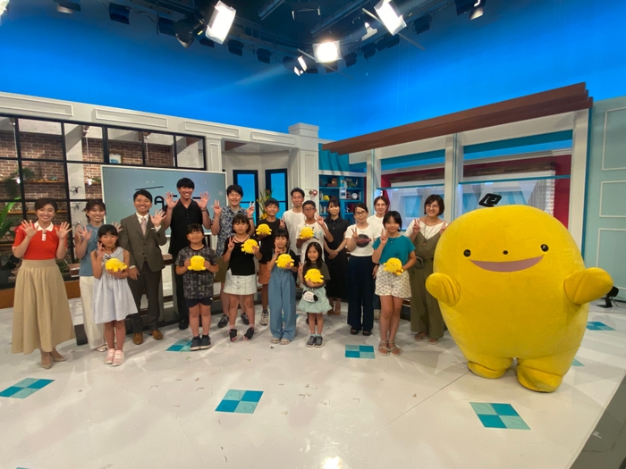 ぽるぽるとみんなでハイ！ポーズ