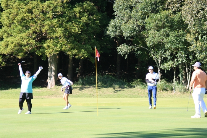 コースを回るごとに仲良しに。毎回参加のメンバーも。