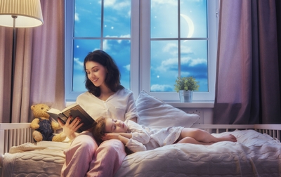 幼少時、母親に絵本を読んでもらうと安心して眠れたものだ