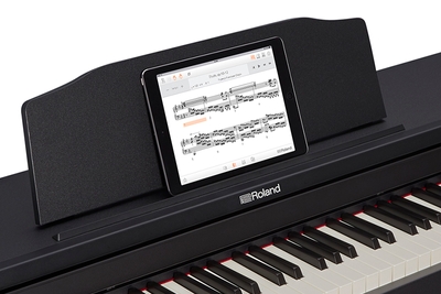 オリジナル・アプリを使ってタブレットに内蔵曲の譜面を表示