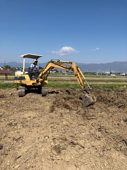 開墾作業の様子