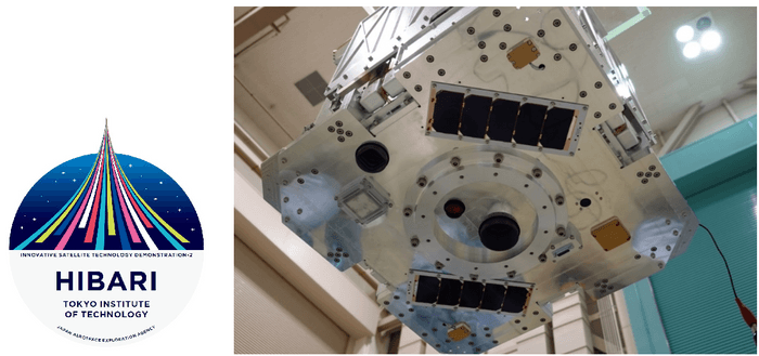 図3:(左)革新的衛星技術実証2号機テーママーク (右)衛星組み上げ後のUVCAM(ロケットIFと 接続される円形構造の内側、左側の赤いレンズがUVCAM 最終振動試験@JAXA筑波宇宙センター)