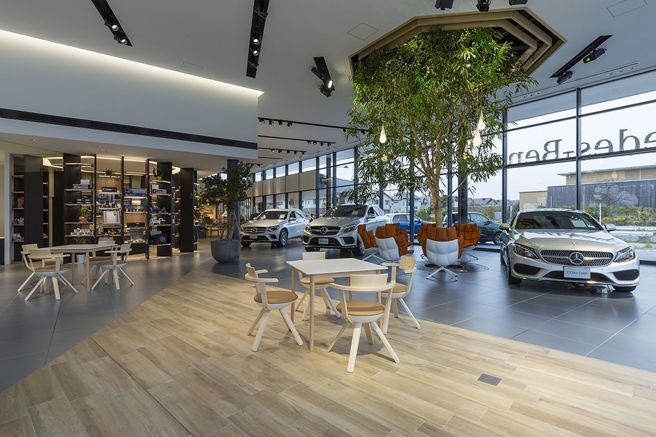 ショールーム内観