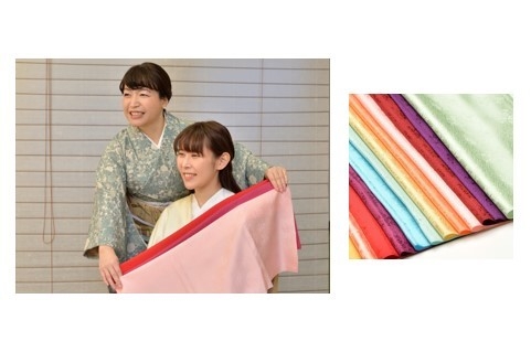 洋服のドレープとは異なる着物用のドレープで診断をします