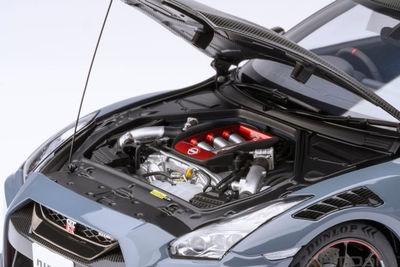 AUTOart 1/18スケール 日産 GT-R (R35) ニスモ スペシャルエディション (NISMOステルスグレー)