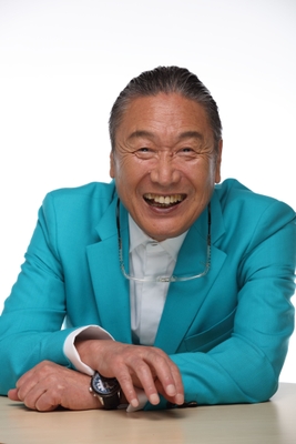 山本寛斎
