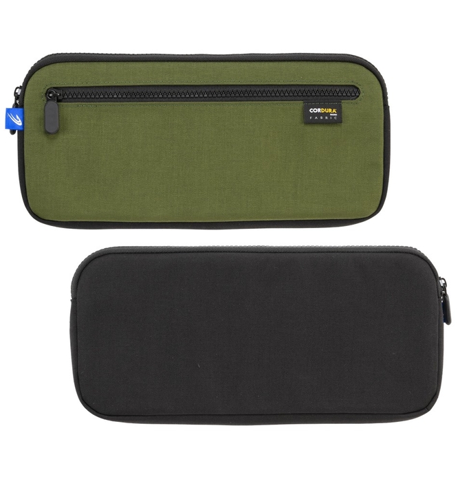 モスグリーン×ブラック