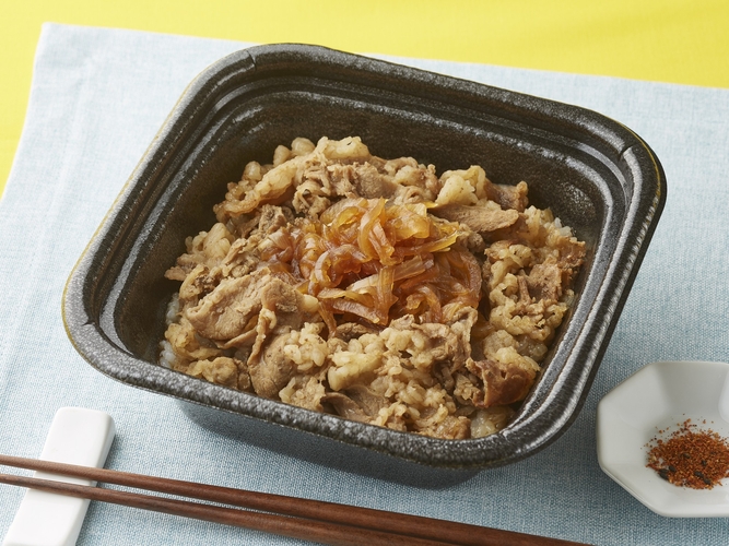 牛丼　具材３２％増量画像（画像はイメージです。）