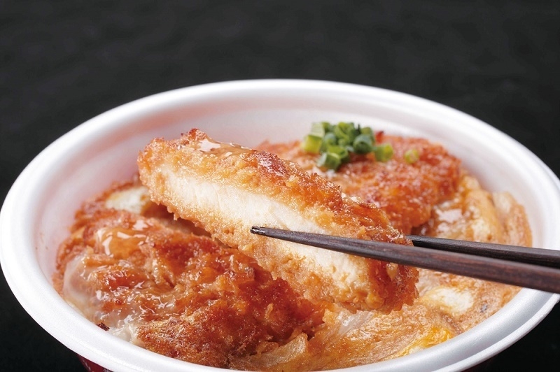 売上NO.1の「HOT CHEFカツ丼」