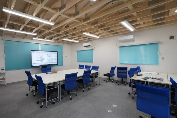 千葉県をリードする建築施工図・美装工事の プロフェッショナル企業、株式会社奥山　 新施設「奥山倉庫プラスワン」を千葉市若葉区に竣工