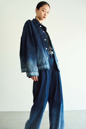 tk.TAKEO KIKUCHI 2023 AUTUMN STYLE LOOK より