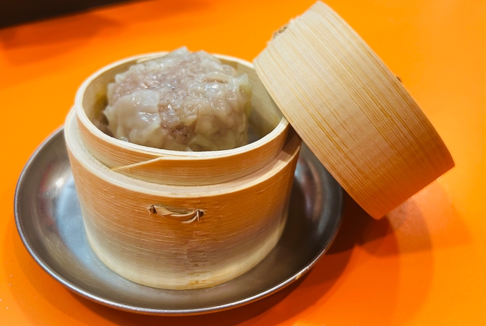 新橋店限定「ジャンボシウマイ」