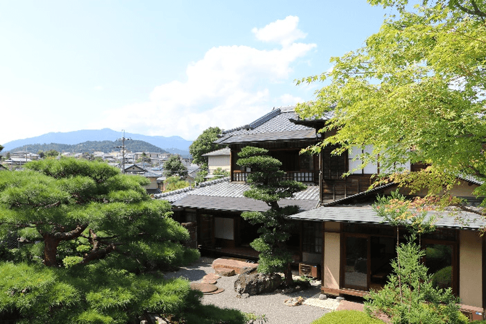 旧邸御室(きゅうていおむろ)(画像は2020年撮影)