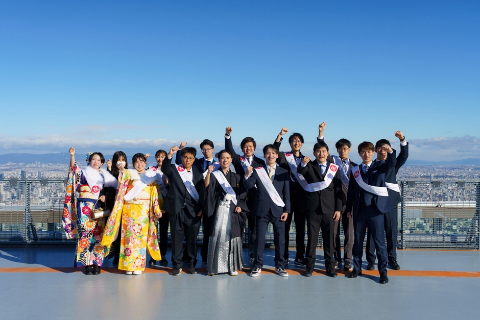 【ヘリポート記念撮影の様子】(第10回ハルカスウォーク)