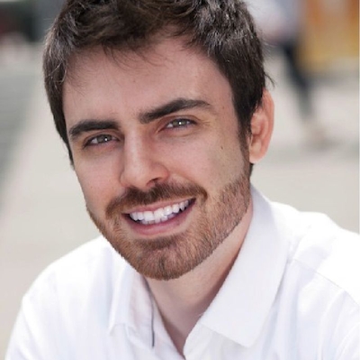 技術リーダー：Alex Waters