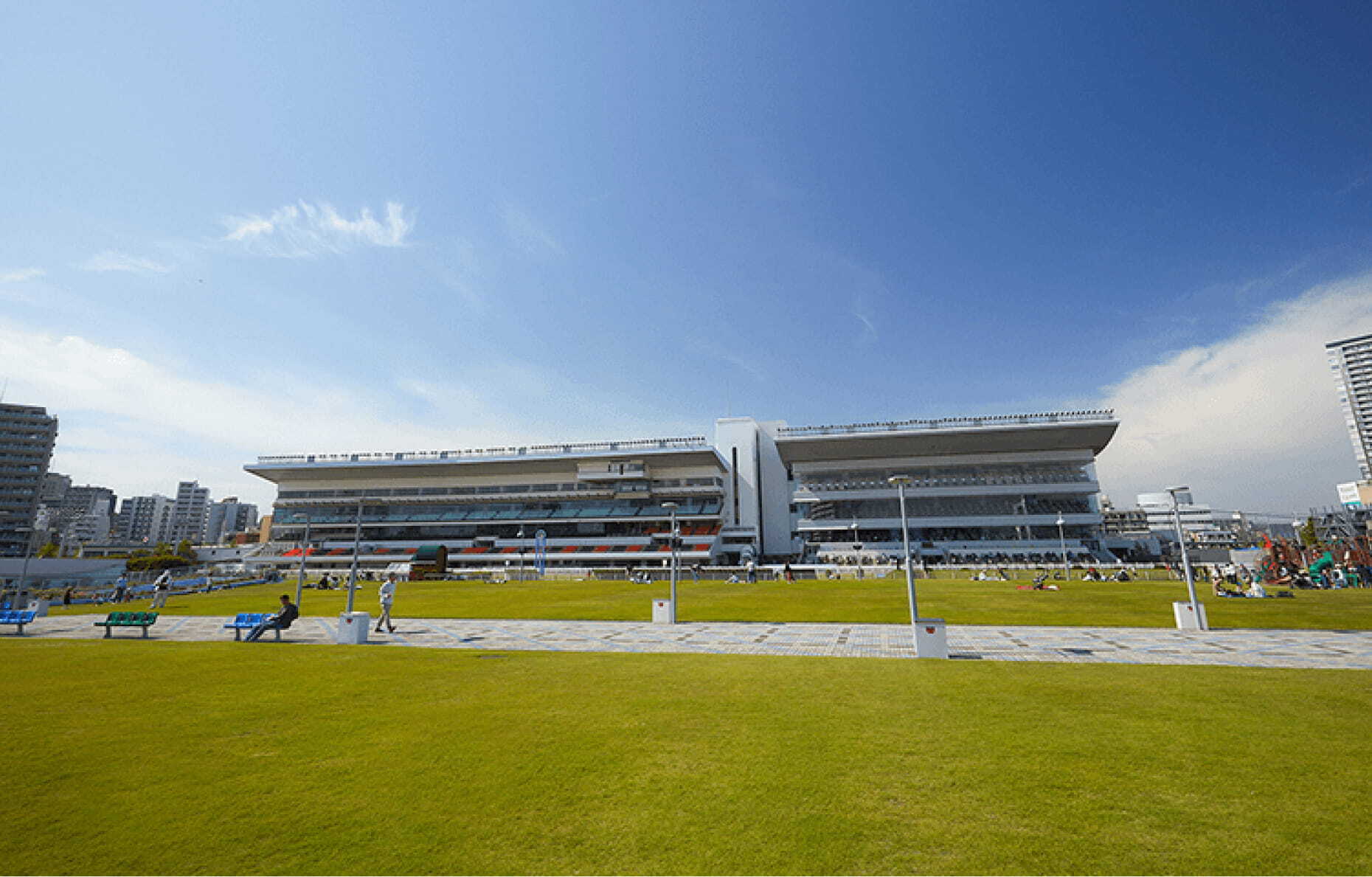 川崎競馬場 芝生広場