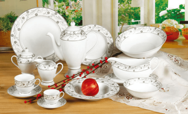 図. セラミック食器の製品画像