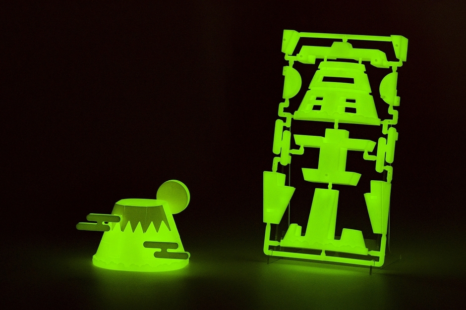 ゴトプラ 富士山 蓄光Ver.(暗所に置いた場合)