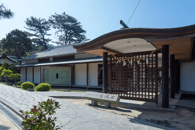 宝物殿至誠館の収蔵庫特別見学(今回限り)