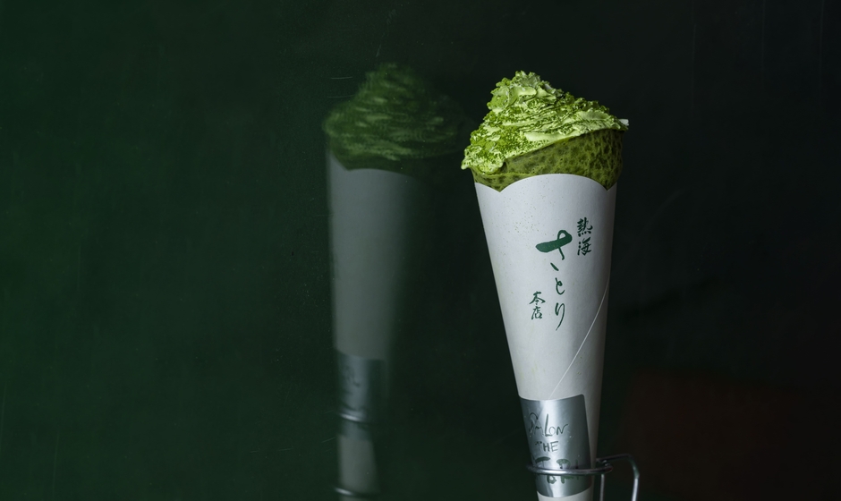 お濃茶を練り込んだ抹茶クリームを“2倍”使用した「2倍!!お濃茶クレープ」